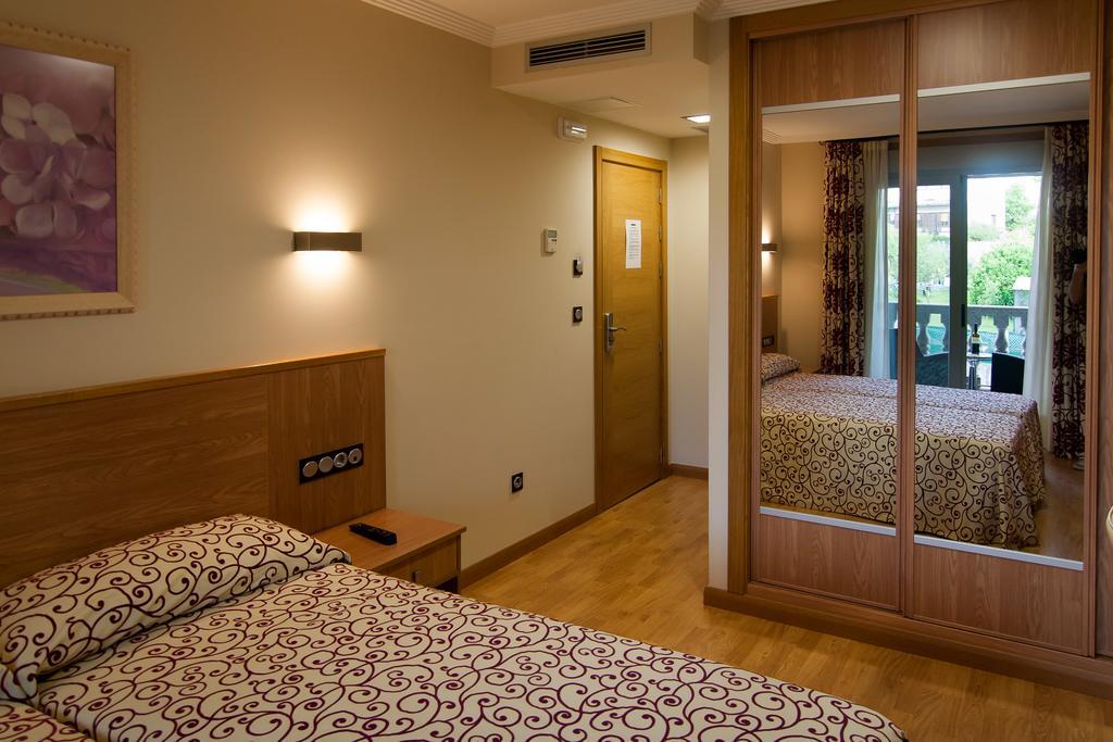 Pontus Veteris Hotel Sanxenxo Bagian luar foto