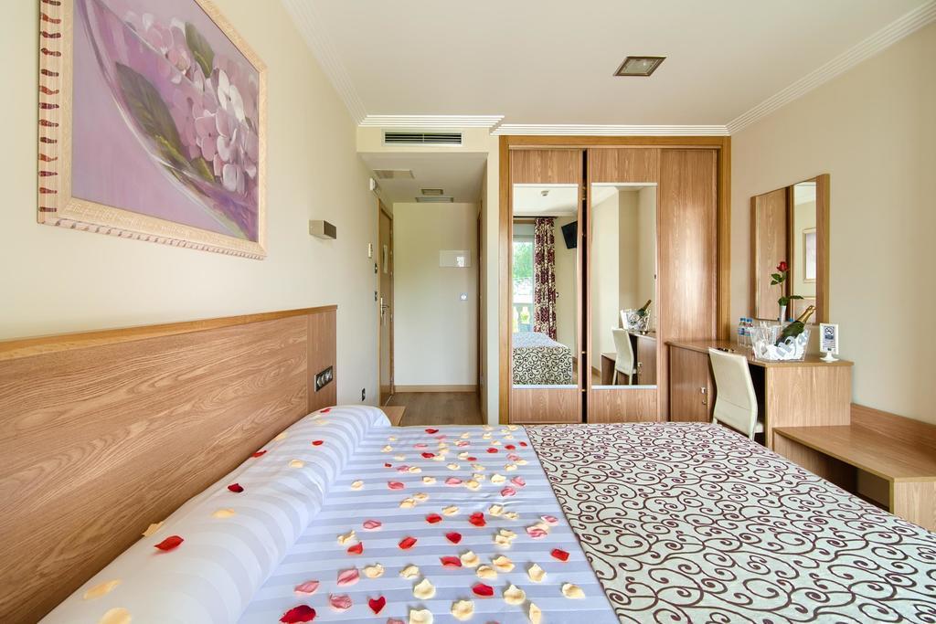 Pontus Veteris Hotel Sanxenxo Bagian luar foto